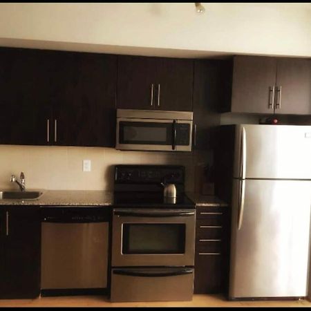 Apartamento Beautiful Unit In Heart Of Downtown Toronto Exterior foto